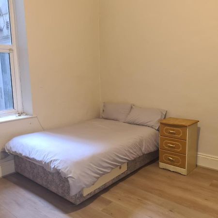 One Bedroom Apartment Dublin Eksteriør billede